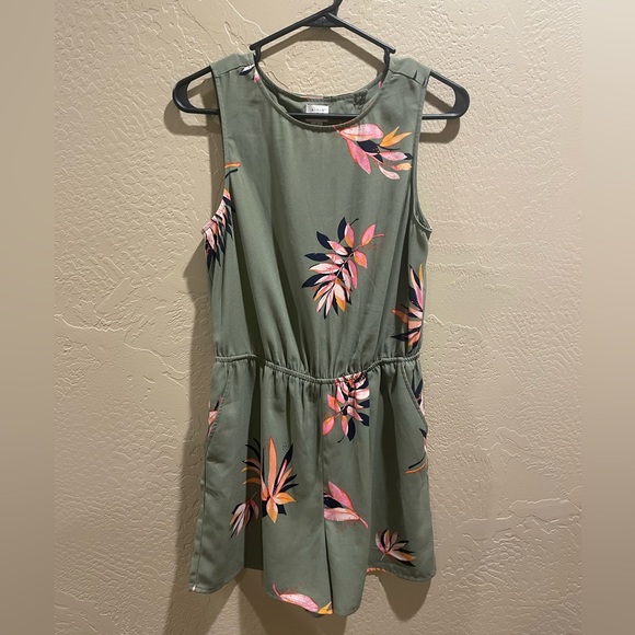 A New Day romper - Picture 1 of 5